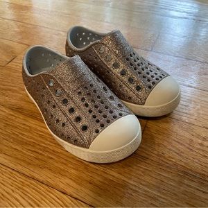 Native Glitter Shoe Toddler Size 7